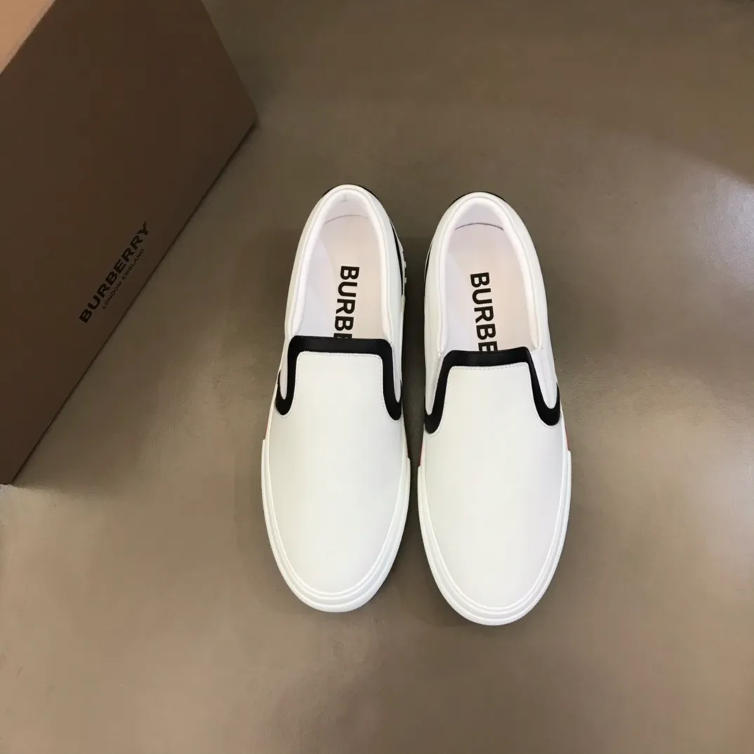 p360 "Burberr*" men's classic low-top sneakers are reinterpreted in Vintage checkered cotton material and decorated with a new brand logo. First-layer sheepskin lining, embossed Burberry logo on the heel, and original TPU outsole! Size: 38-44
